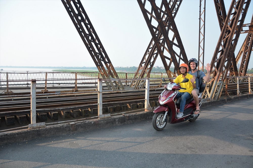 Asia Motorbike Adventures Hanoi – The Original Vespa Tours – Motorbike Tours Hanoi – Hanoi Jeep Tours – Hanoi Bicycle Tours- Hanoi Food Tours