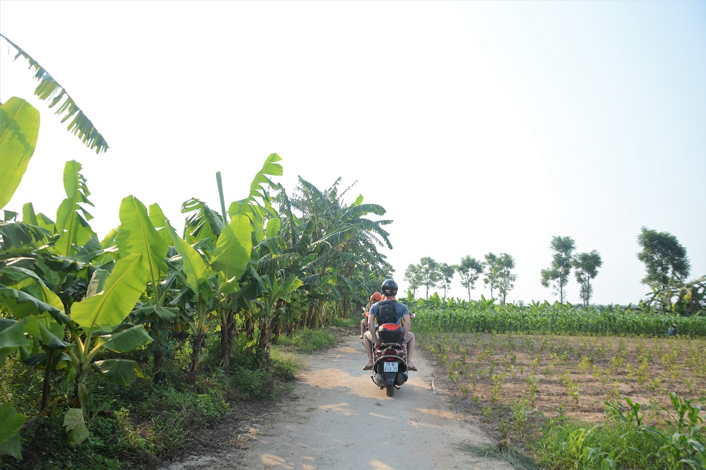 Asia Motorbike Adventures Hanoi – The Original Vespa Tours – Motorbike Tours Hanoi – Hanoi Jeep Tours – Hanoi Bicycle Tours- Hanoi Food Tours