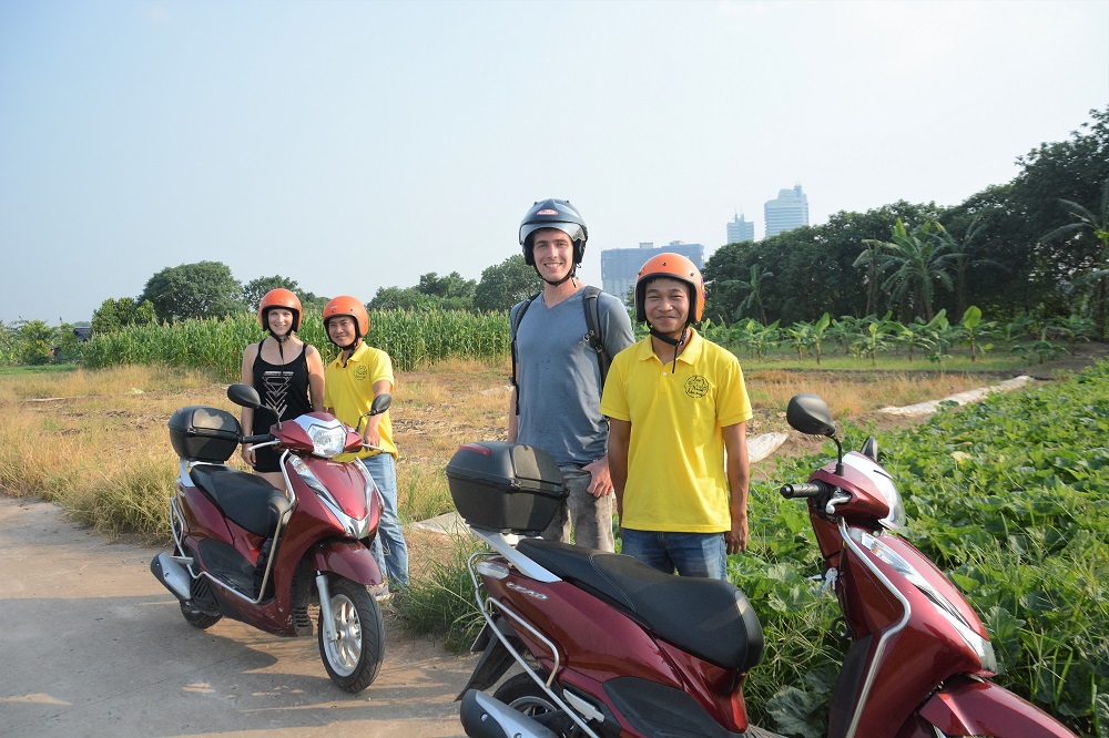 Asia Motorbike Adventures Hanoi – The Original Vespa Tours – Motorbike Tours Hanoi – Hanoi Jeep Tours – Hanoi Bicycle Tours- Hanoi Food Tours