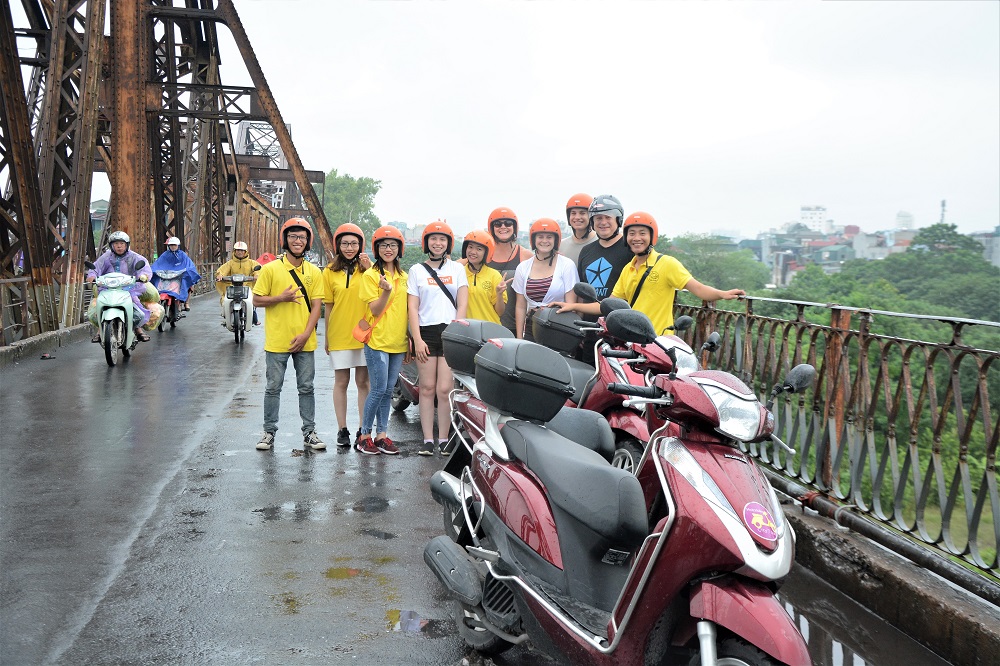 Asia Motorbike Adventures Hanoi – The Original Vespa Tours – Motorbike Tours Hanoi – Hanoi Jeep Tours – Hanoi Bicycle Tours- Hanoi Food Tours