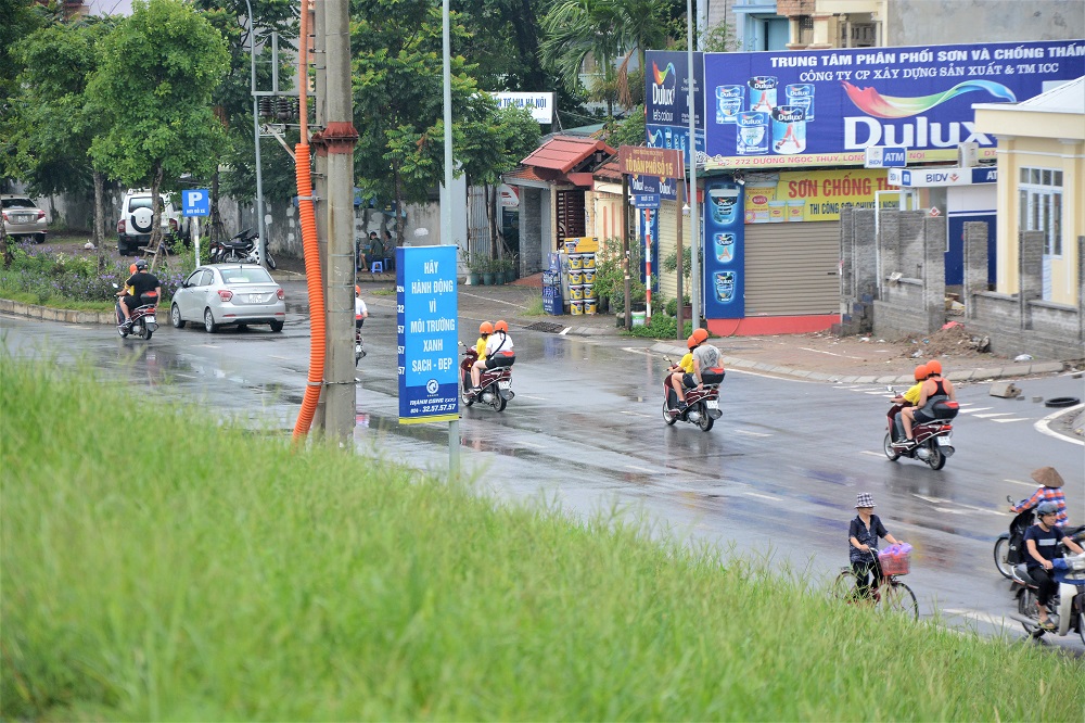 Asia Motorbike Adventures Hanoi – The Original Vespa Tours – Motorbike Tours Hanoi – Hanoi Jeep Tours – Hanoi Bicycle Tours- Hanoi Food Tours