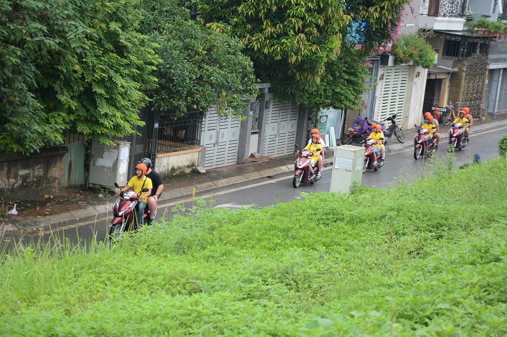 Asia Motorbike Adventures Hanoi – The Original Vespa Tours – Motorbike Tours Hanoi – Hanoi Jeep Tours – Hanoi Bicycle Tours- Hanoi Food Tours