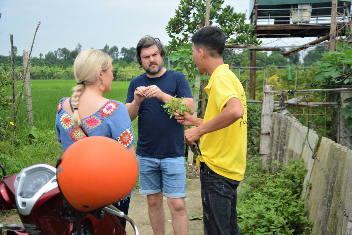 Asia Motorbike Adventures Hanoi – The Original Vespa Tours – Motorbike Tours Hanoi – Hanoi Jeep Tours – Hanoi Bicycle Tours- Hanoi Food Tours