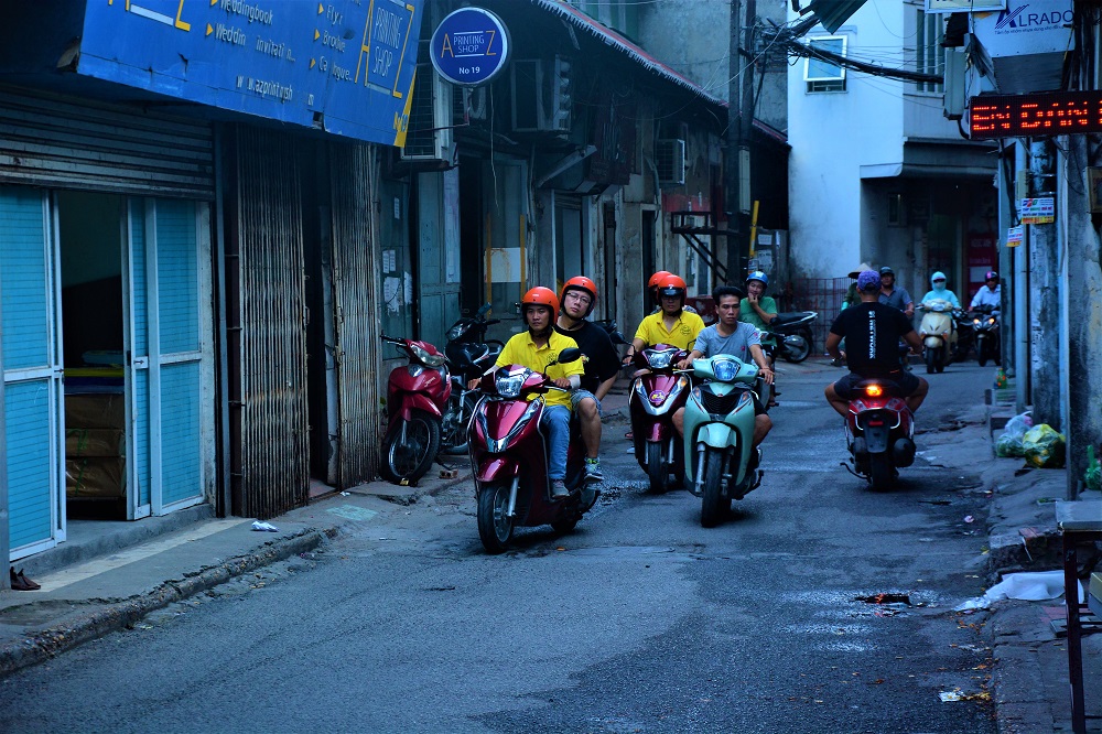 Asia Motorbike Adventures Hanoi – The Original Vespa Tours – Motorbike Tours Hanoi – Hanoi Jeep Tours – Hanoi Bicycle Tours- Hanoi Food Tours