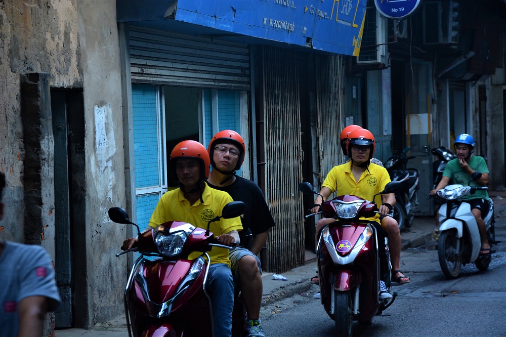 Asia Motorbike Adventures Hanoi – The Original Vespa Tours – Motorbike Tours Hanoi – Hanoi Jeep Tours – Hanoi Bicycle Tours- Hanoi Food Tours