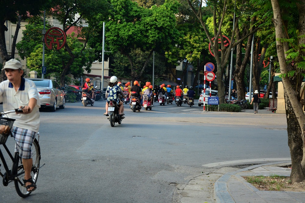 Asia Motorbike Adventures Hanoi – The Original Vespa Tours – Motorbike Tours Hanoi – Hanoi Jeep Tours – Hanoi Bicycle Tours- Hanoi Food Tours