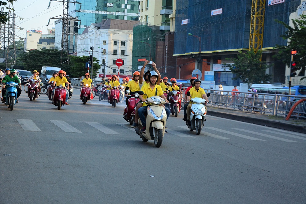 Asia Motorbike Adventures Hanoi – The Original Vespa Tours – Motorbike Tours Hanoi – Hanoi Jeep Tours – Hanoi Bicycle Tours- Hanoi Food Tours