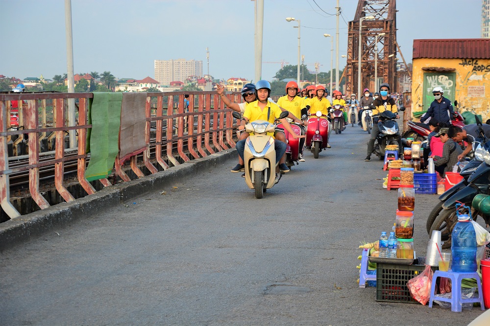 Asia Motorbike Adventures Hanoi – The Original Vespa Tours – Motorbike Tours Hanoi – Hanoi Jeep Tours – Hanoi Bicycle Tours- Hanoi Food Tours