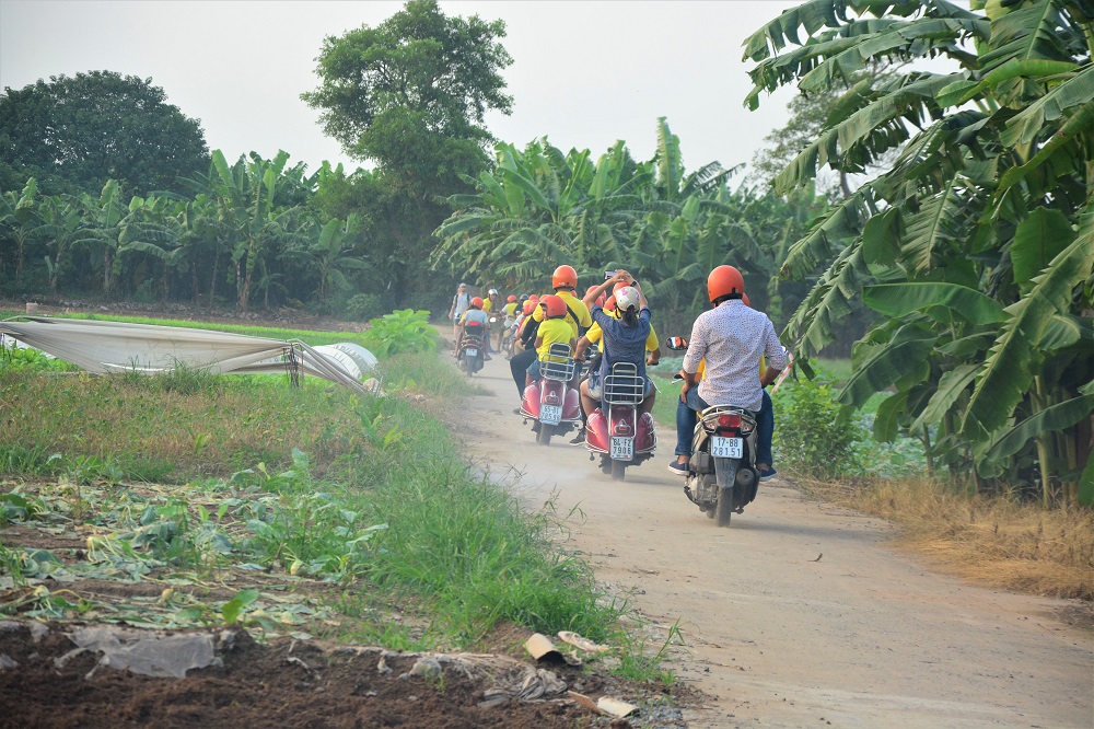 Asia Motorbike Adventures Hanoi – The Original Vespa Tours – Motorbike Tours Hanoi – Hanoi Jeep Tours – Hanoi Bicycle Tours- Hanoi Food Tours