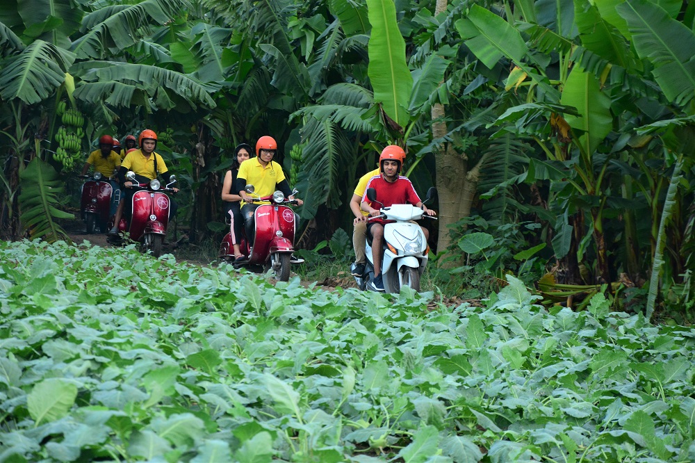 Asia Motorbike Adventures Hanoi – The Original Vespa Tours – Motorbike Tours Hanoi – Hanoi Jeep Tours – Hanoi Bicycle Tours- Hanoi Food Tours