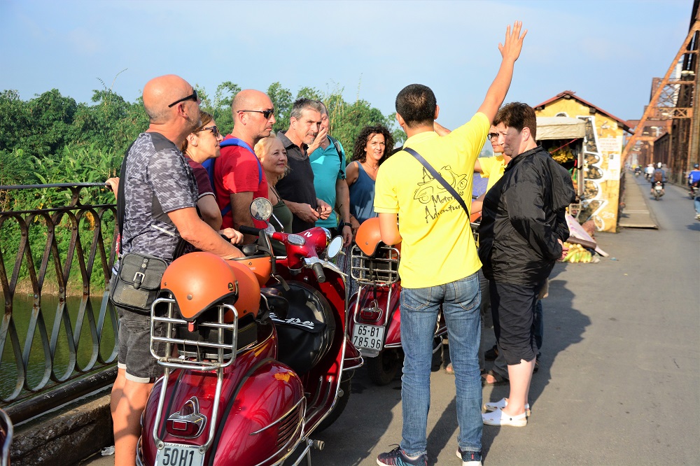 Asia Motorbike Adventures Hanoi – The Original Vespa Tours – Motorbike Tours Hanoi – Hanoi Jeep Tours – Hanoi Bicycle Tours- Hanoi Food Tours