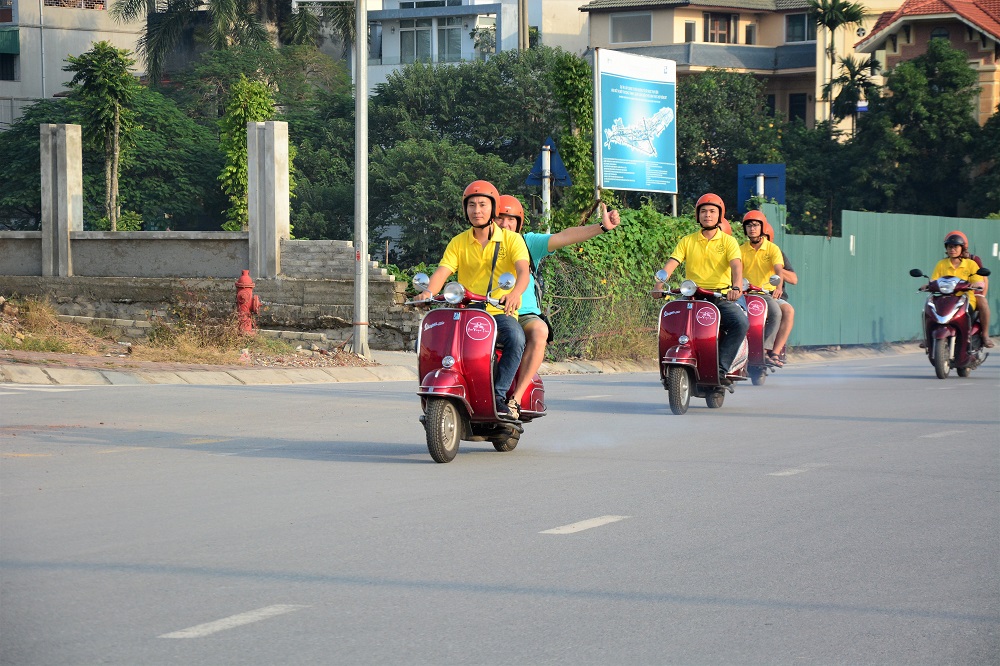 Asia Motorbike Adventures Hanoi – The Original Vespa Tours – Motorbike Tours Hanoi – Hanoi Jeep Tours – Hanoi Bicycle Tours- Hanoi Food Tours