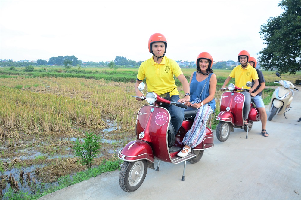 Asia Motorbike Adventures Hanoi – The Original Vespa Tours – Motorbike Tours Hanoi – Hanoi Jeep Tours – Hanoi Bicycle Tours- Hanoi Food Tours