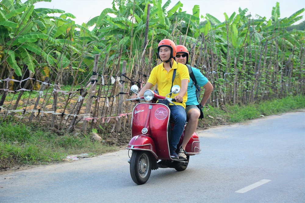 Asia Motorbike Adventures Hanoi – The Original Vespa Tours – Motorbike Tours Hanoi – Hanoi Jeep Tours – Hanoi Bicycle Tours- Hanoi Food Tours