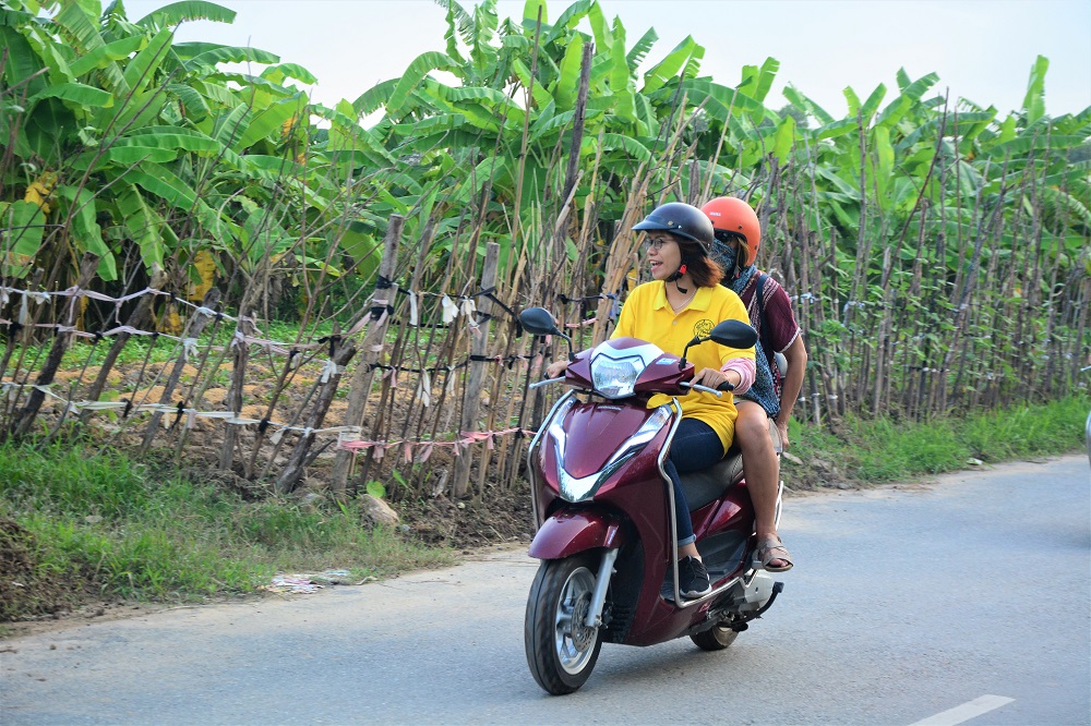 Asia Motorbike Adventures Hanoi – The Original Vespa Tours – Motorbike Tours Hanoi – Hanoi Jeep Tours – Hanoi Bicycle Tours- Hanoi Food Tours