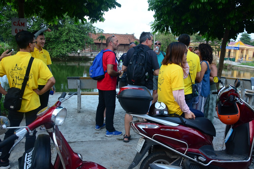 Asia Motorbike Adventures Hanoi – The Original Vespa Tours – Motorbike Tours Hanoi – Hanoi Jeep Tours – Hanoi Bicycle Tours- Hanoi Food Tours