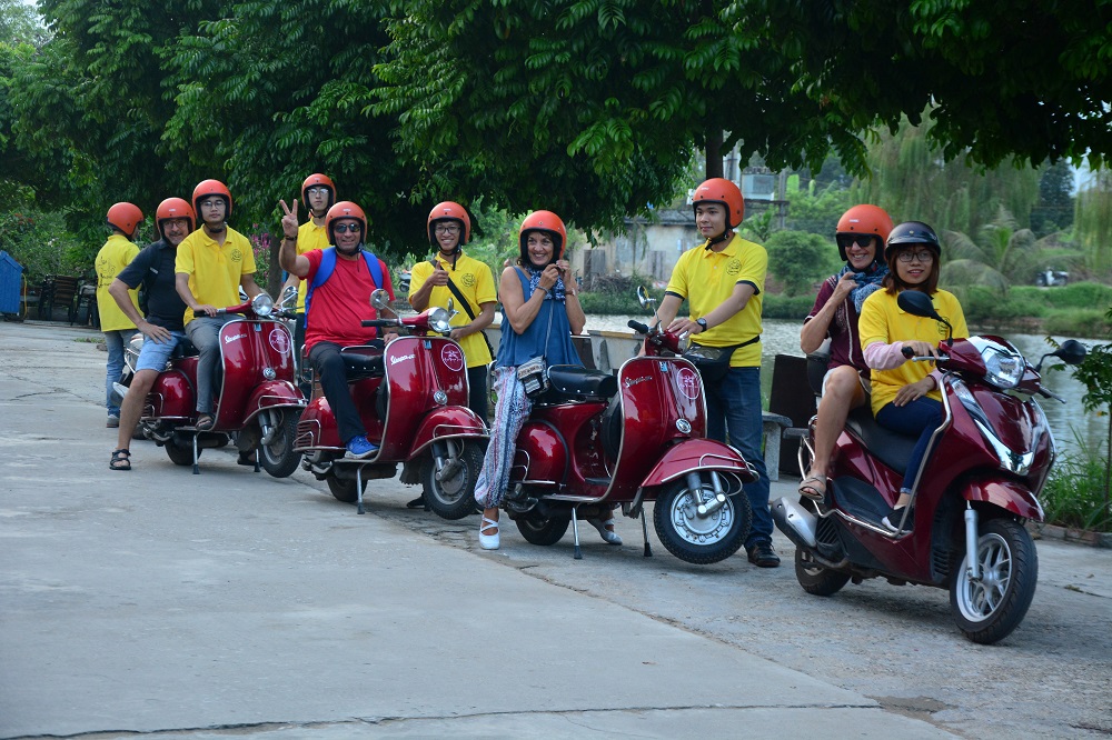 Asia Motorbike Adventures Hanoi – The Original Vespa Tours – Motorbike Tours Hanoi – Hanoi Jeep Tours – Hanoi Bicycle Tours- Hanoi Food Tours