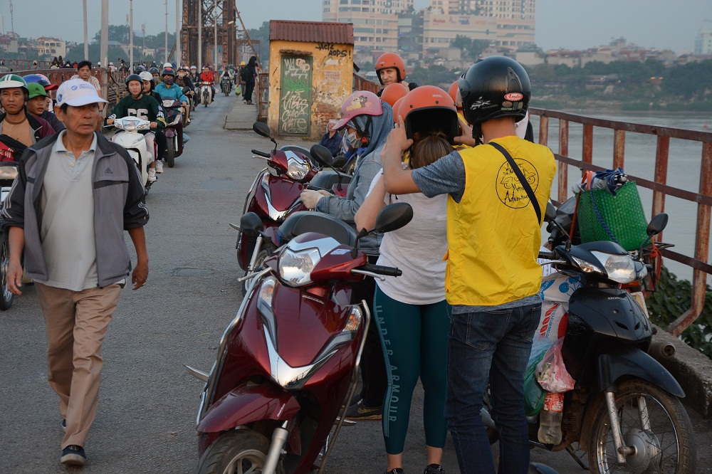 Asia Motorbike Adventures Hanoi – The Original Vespa Tours – Motorbike Tours Hanoi – Hanoi Jeep Tours – Hanoi Bicycle Tours- Hanoi Food Tours