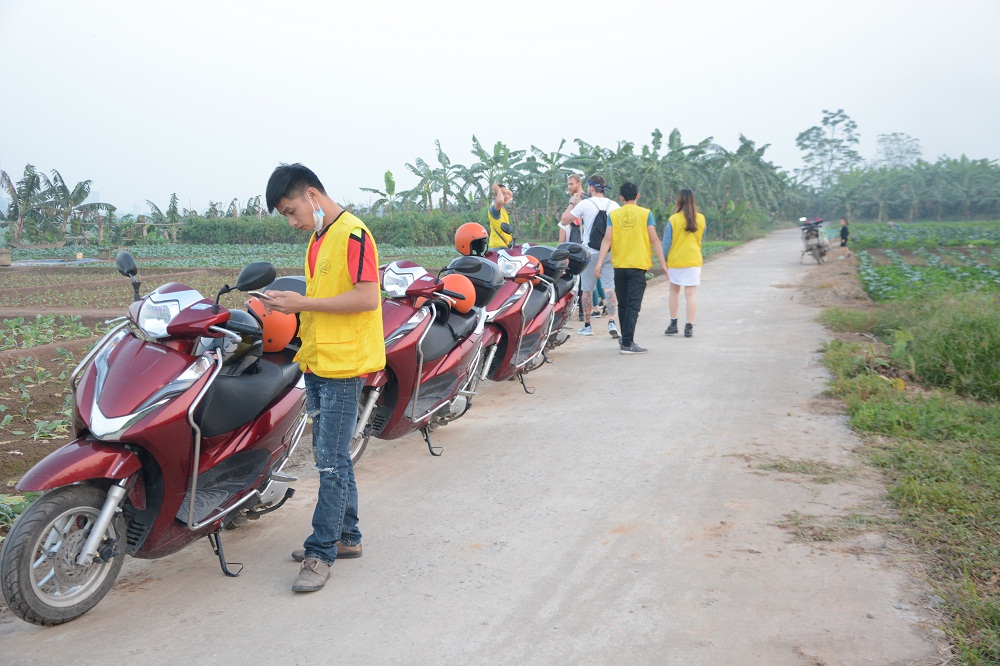 Asia Motorbike Adventures Hanoi – The Original Vespa Tours – Motorbike Tours Hanoi – Hanoi Jeep Tours – Hanoi Bicycle Tours- Hanoi Food Tours