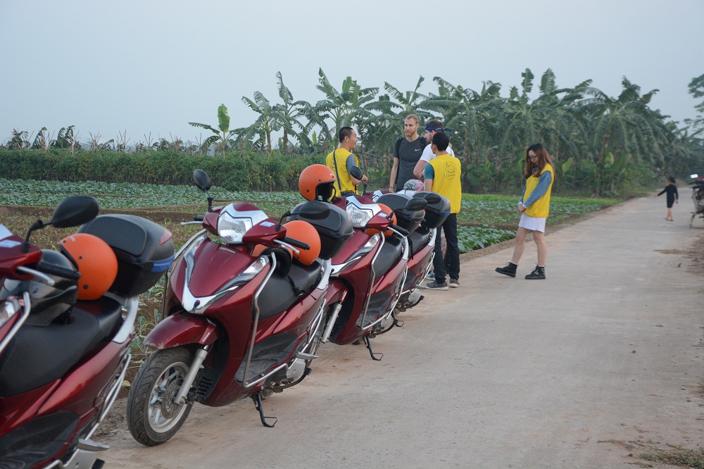 Asia Motorbike Adventures Hanoi – The Original Vespa Tours – Motorbike Tours Hanoi – Hanoi Jeep Tours – Hanoi Bicycle Tours- Hanoi Food Tours