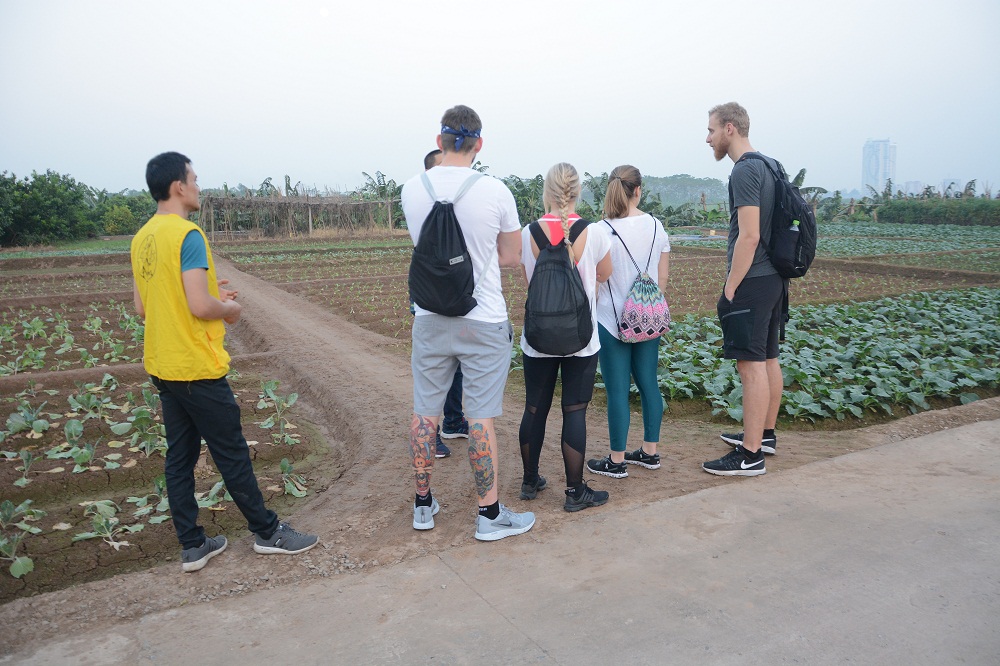 Asia Motorbike Adventures Hanoi – The Original Vespa Tours – Motorbike Tours Hanoi – Hanoi Jeep Tours – Hanoi Bicycle Tours- Hanoi Food Tours