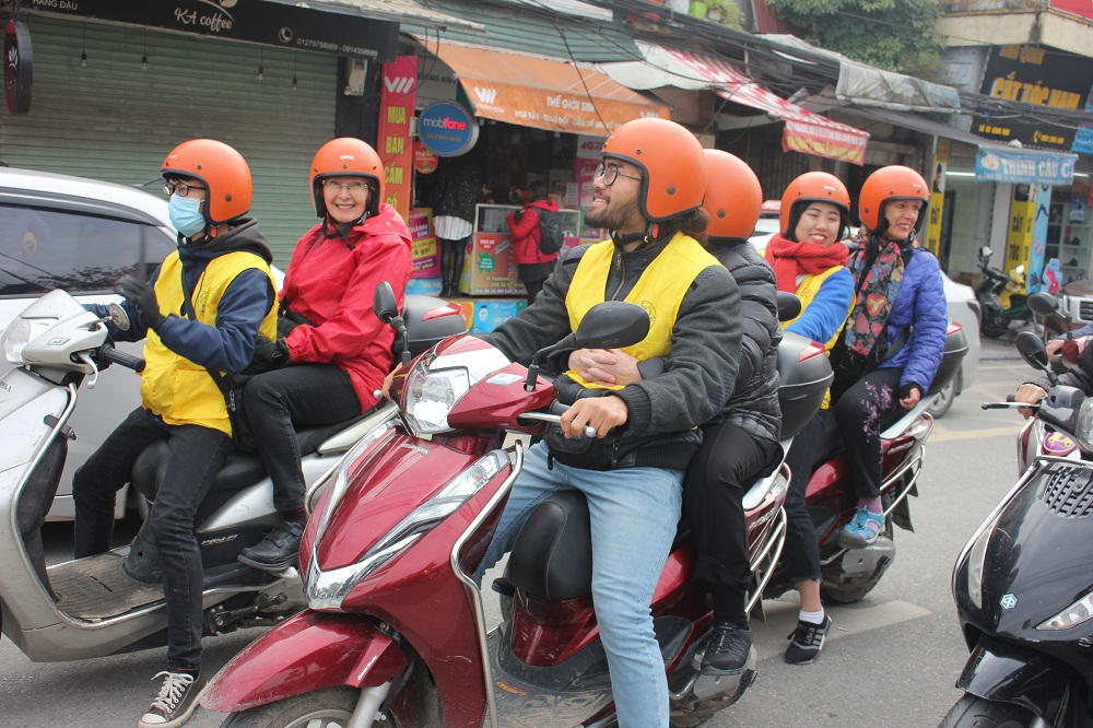 Asia Motorbike Adventures Hanoi – The Original Vespa Tours – Motorbike Tours Hanoi – Hanoi Jeep Tours – Hanoi Bicycle Tours- Hanoi Food Tours