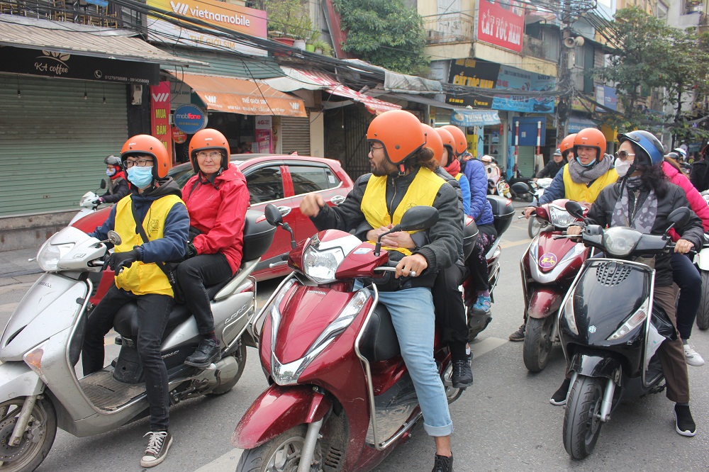 Asia Motorbike Adventures Hanoi – The Original Vespa Tours – Motorbike Tours Hanoi – Hanoi Jeep Tours – Hanoi Bicycle Tours- Hanoi Food Tours