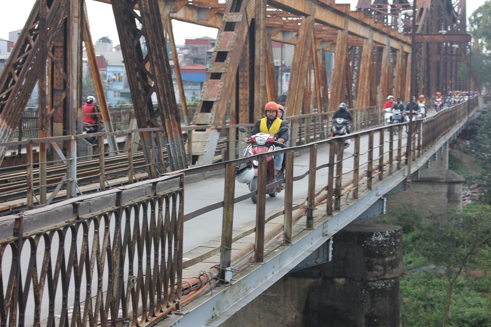 Asia Motorbike Adventures Hanoi – The Original Vespa Tours – Motorbike Tours Hanoi – Hanoi Jeep Tours – Hanoi Bicycle Tours- Hanoi Food Tours