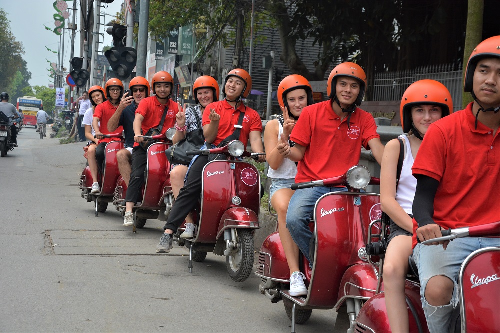 Asia Motorbike Adventures Hanoi – The Original Vespa Tours – Motorbike Tours Hanoi – Hanoi Jeep Tours – Hanoi Bicycle Tours- Hanoi Food Tours