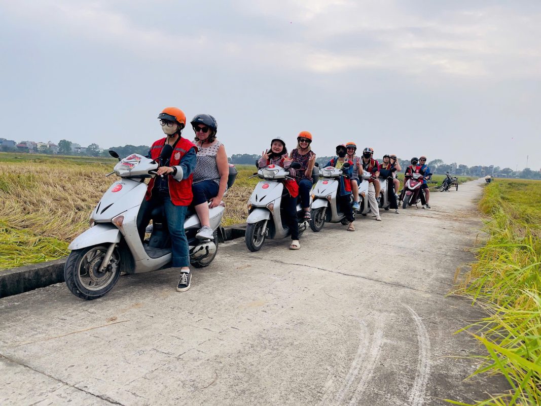 Asia Motorbike Adventures Hanoi – The Original Vespa Tours – Motorbike Tours Hanoi – Hanoi Jeep Tours – Hanoi Bicycle Tours- Hanoi Food Tours