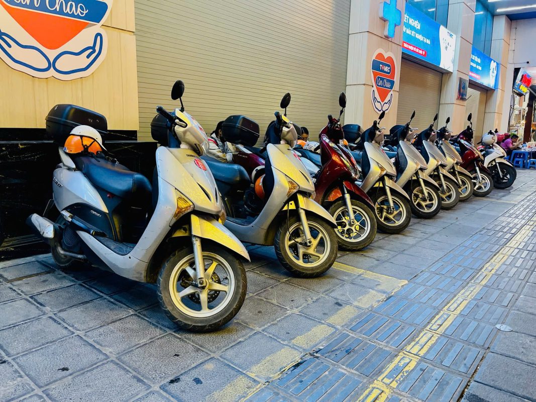 Asia Motorbike Adventures Hanoi – The Original Vespa Tours – Motorbike Tours Hanoi – Hanoi Jeep Tours – Hanoi Bicycle Tours- Hanoi Food Tours