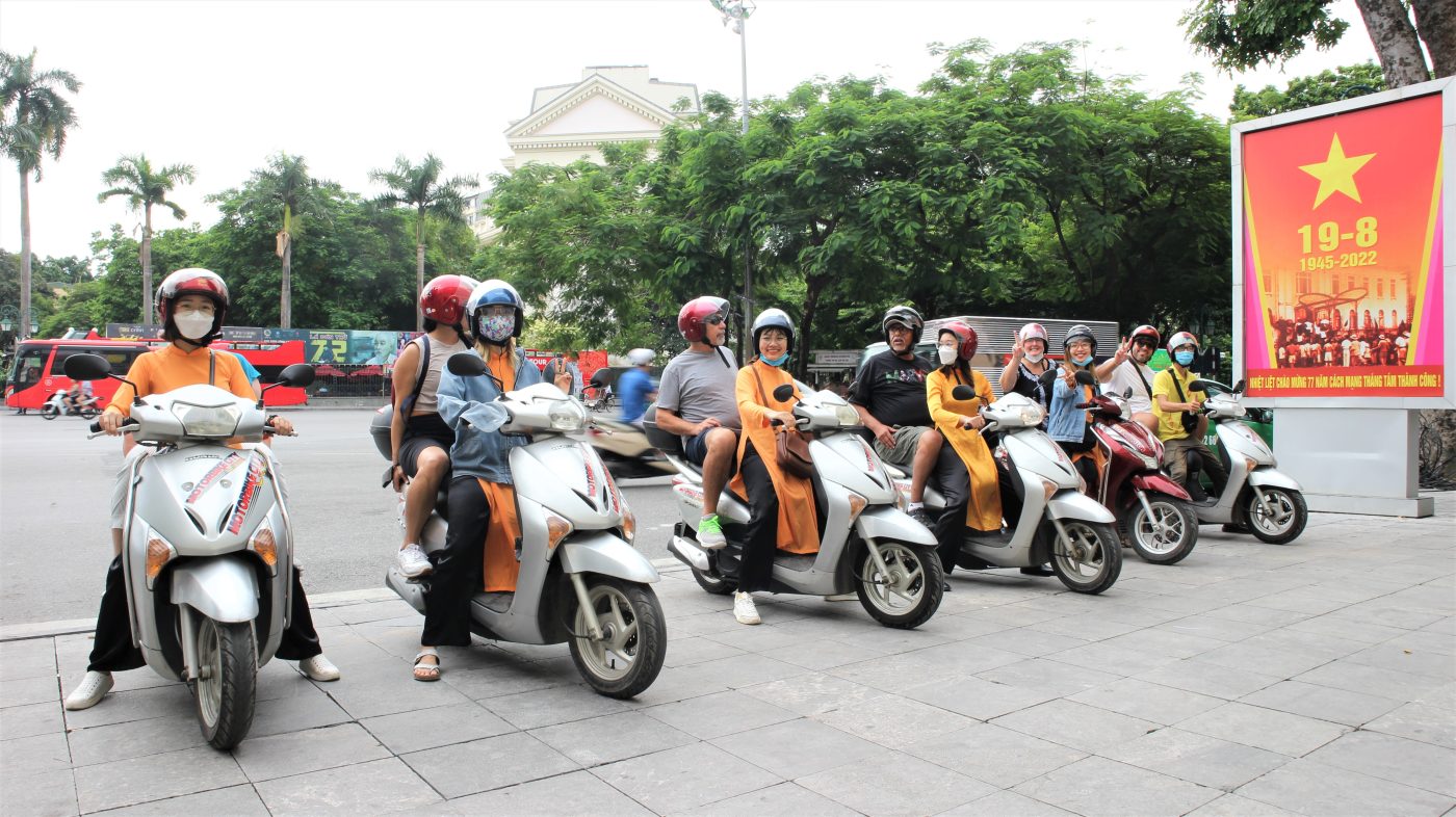 Asia Motorbike Adventures Hanoi – The Original Vespa Tours – Motorbike Tours Hanoi – Hanoi Jeep Tours – Hanoi Bicycle Tours- Hanoi Food Tours