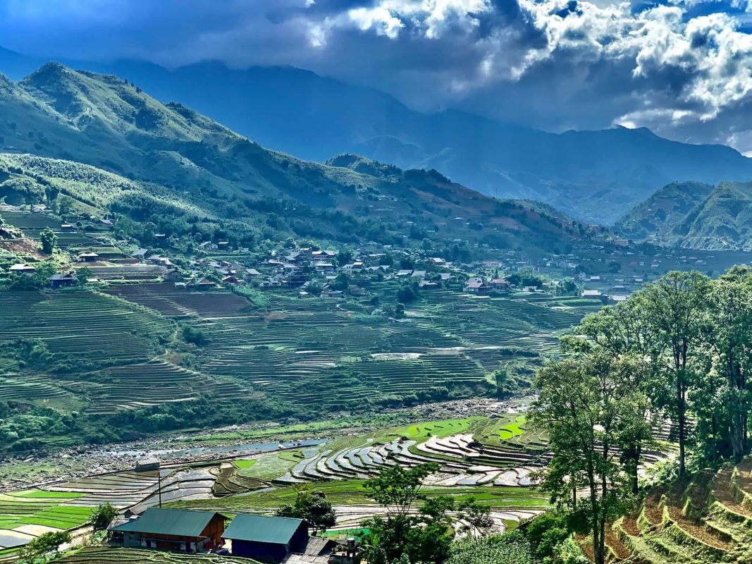 Asia Motorbike Adventures Hanoi – The Original Vespa Tours – Motorbike Tours Hanoi – Hanoi Jeep Tours – Hanoi Bicycle Tours- Hanoi Food Tours