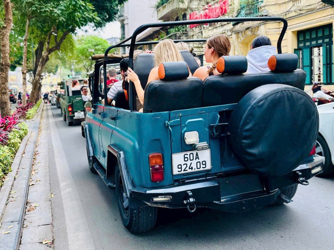 Asia Motorbike Adventures Hanoi – The Original Vespa Tours – Motorbike Tours Hanoi – Hanoi Jeep Tours – Hanoi Bicycle Tours- Hanoi Food Tours